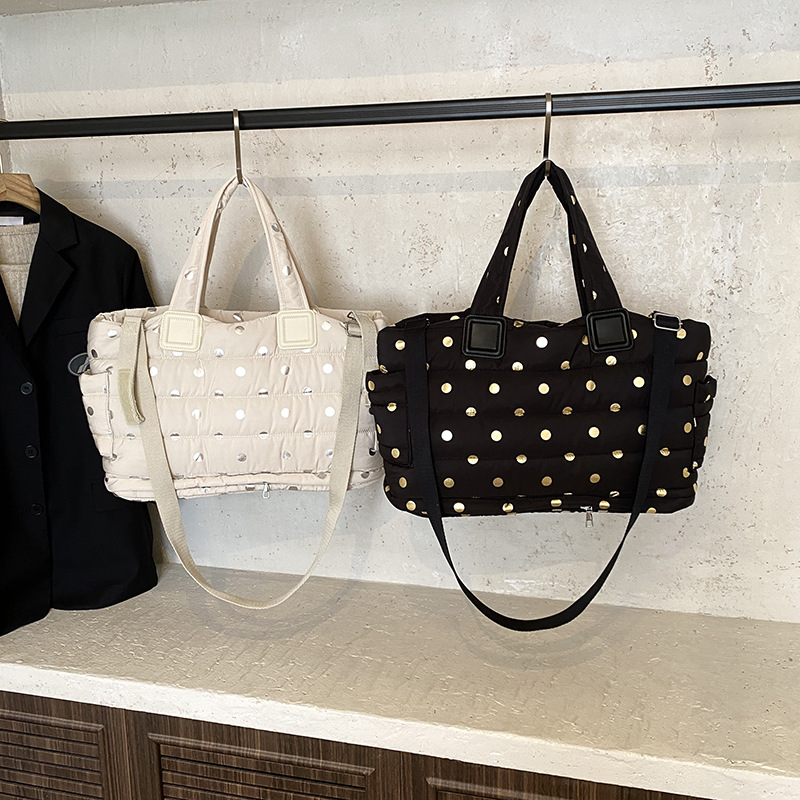 Fashionable Women Travel Bag P - огляд і ціна Interior Design Class