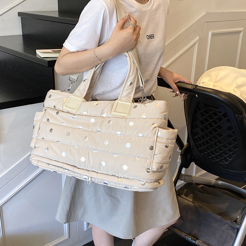 Fashionable Women Travel Bag P - огляд і ціна Interior Design Class