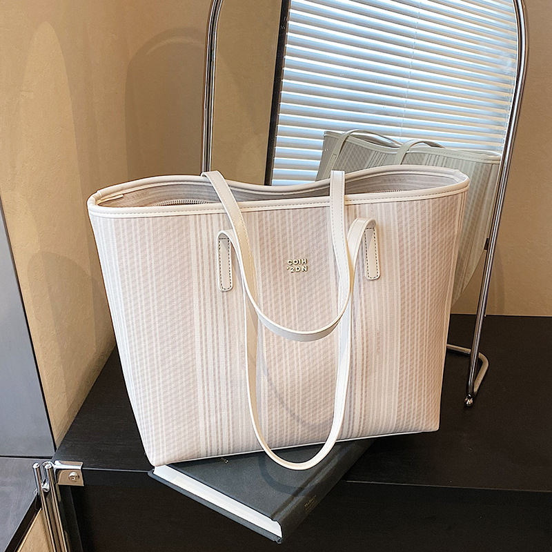 Fashionable Large Capacity Tot - огляд і ціна Interior Design Class