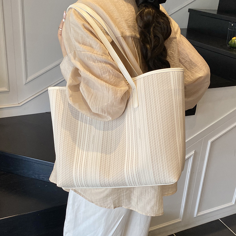 Fashionable Large Capacity Tot - огляд і ціна Interior Design Class